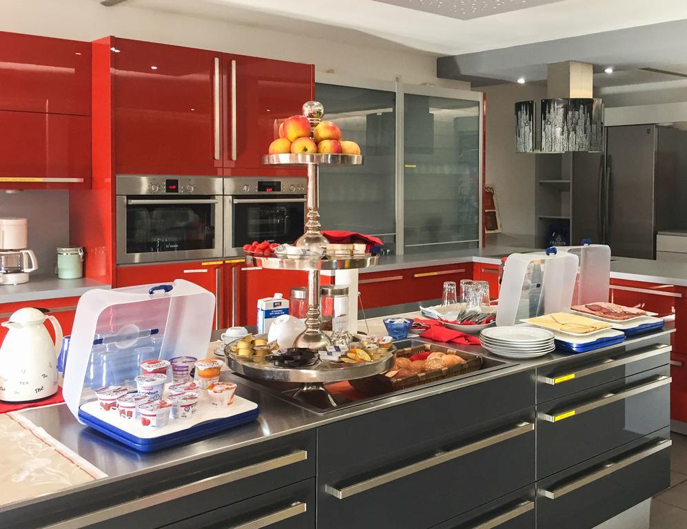קריילסהיים Inwest Hotel Garni מראה חיצוני תמונה