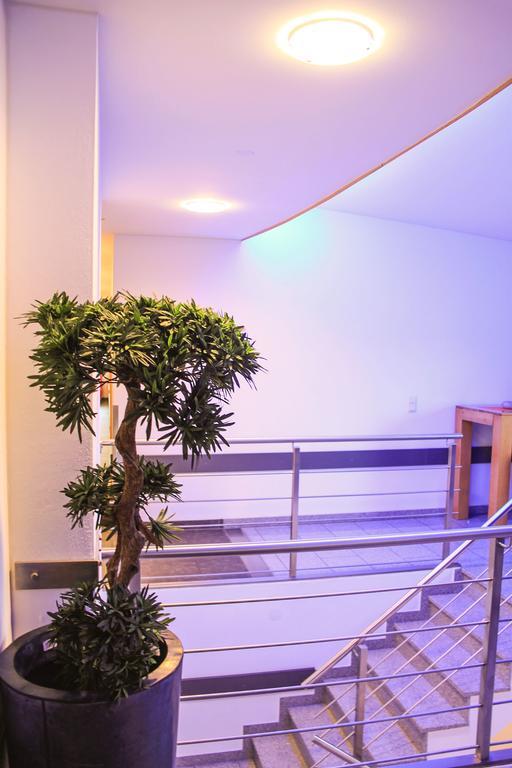 קריילסהיים Inwest Hotel Garni מראה חיצוני תמונה